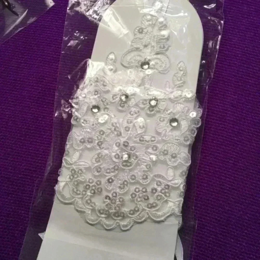 bridal gloves one size